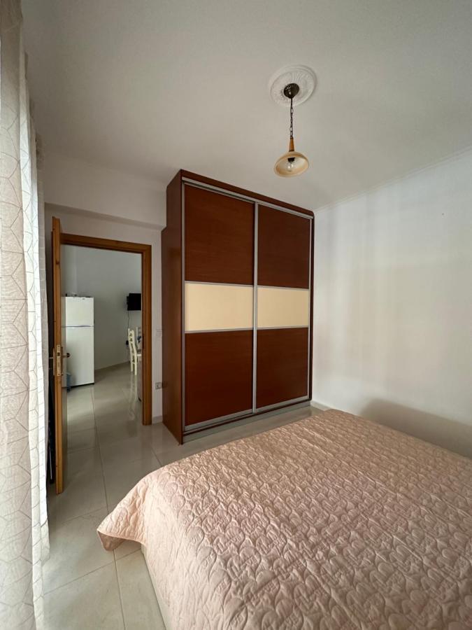 Velis Apartment Саранда Екстер'єр фото
